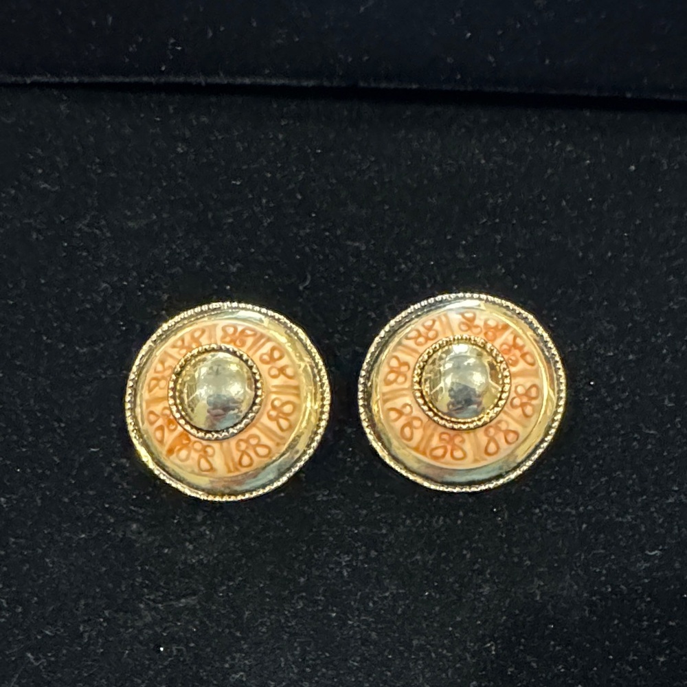 Vintage Gold and Cream Clip-On Earrings